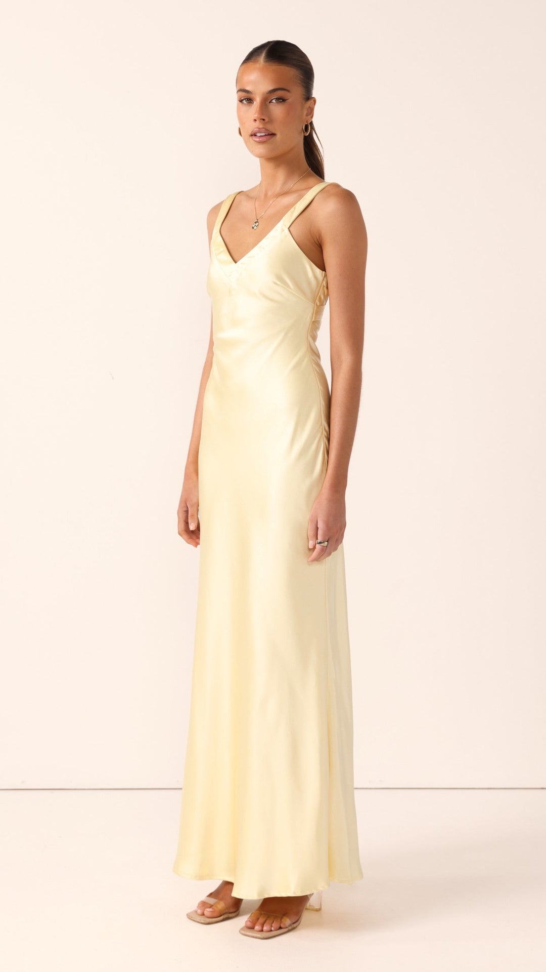 Robe longue en satin à encolure en V pour femme - Alondra