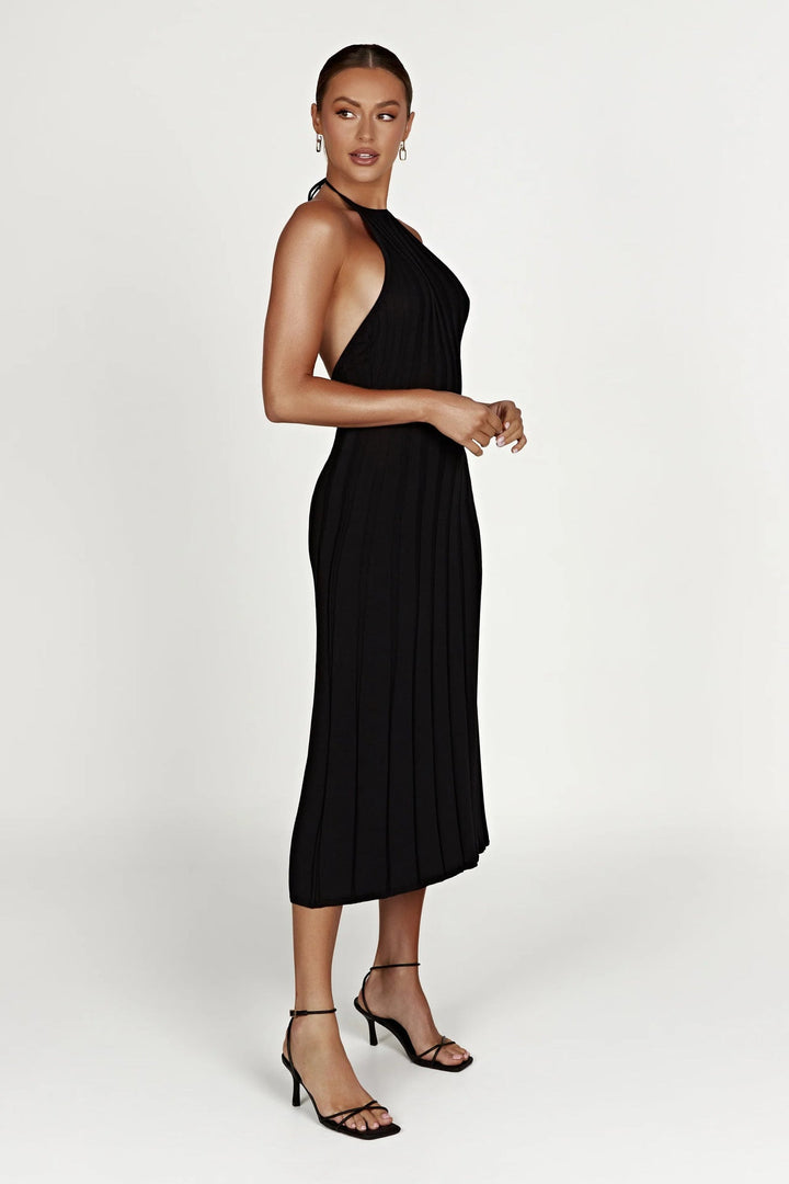 Robe midi féminine en tissu plissé avec col licou - Dalila