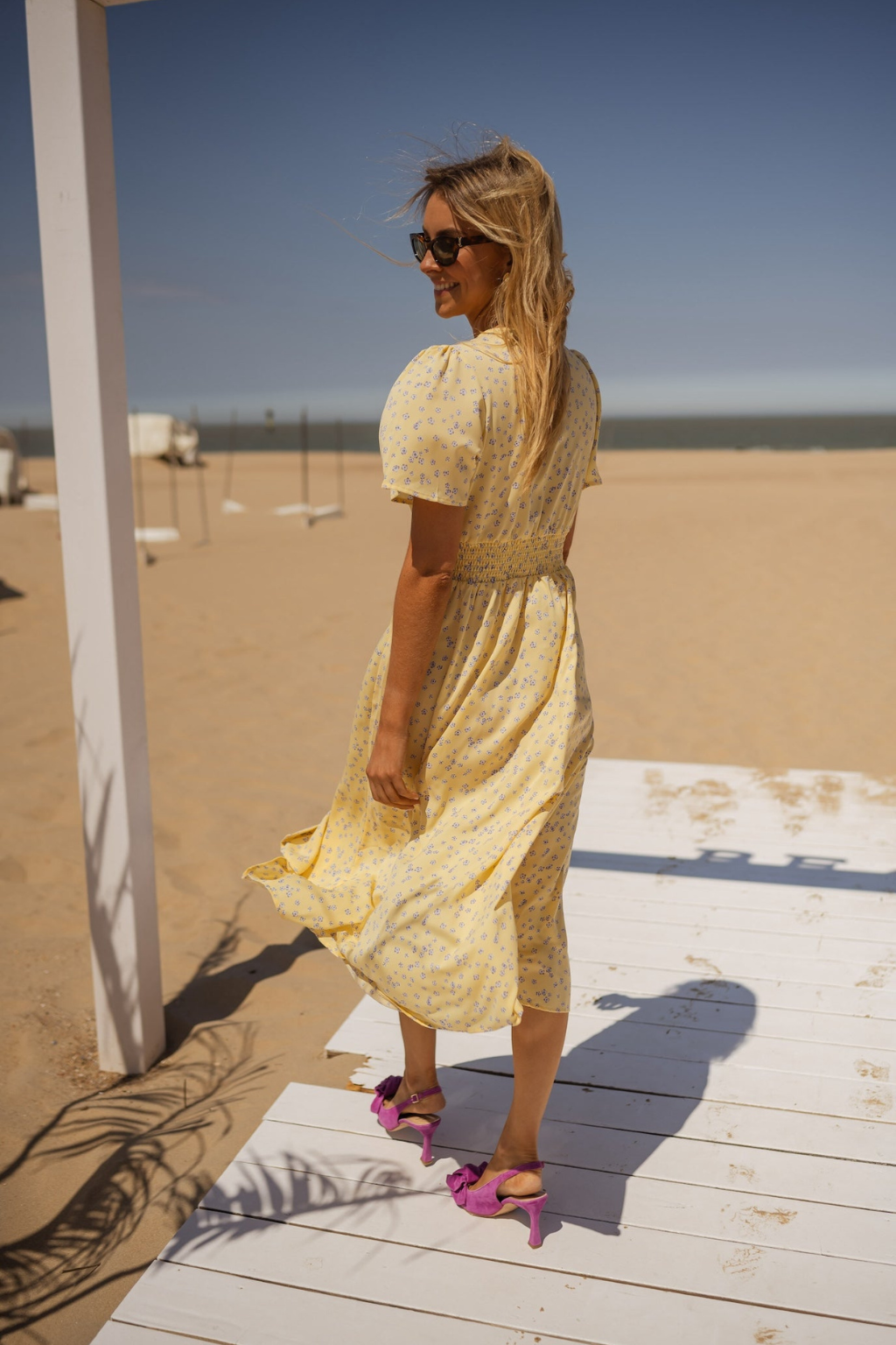 Robe midi légère avec fente sur le devant pour femmes - Lamal