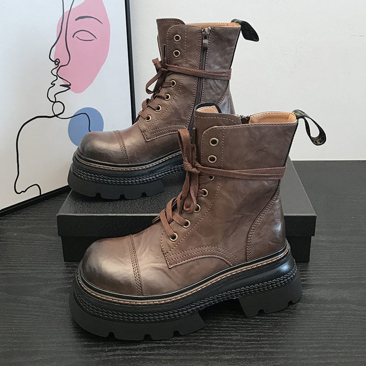Bottes courtes pour femmes avec semelle robuste et fermeture éclair latérale - Elviora