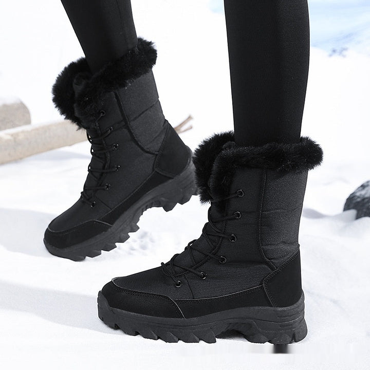 Bottes mi-mollets pour femmes au design hivernal fonctionnel - Svala