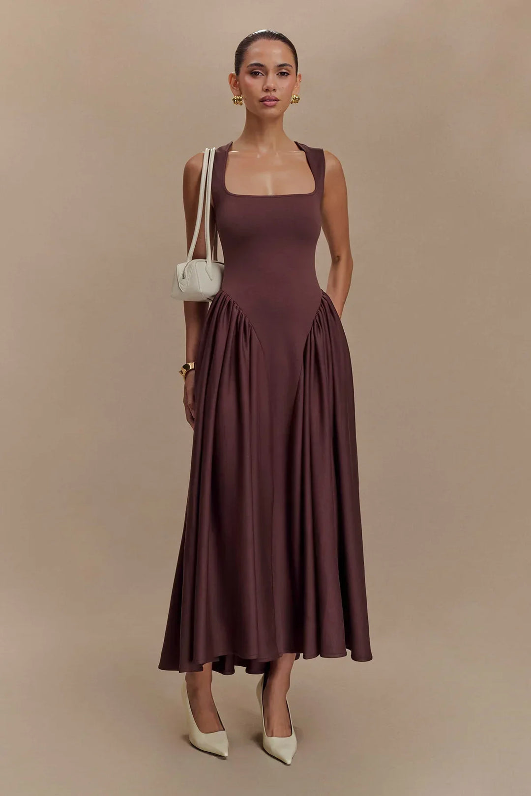 Robe midi à encolure carrée pour femmes - Brigitte