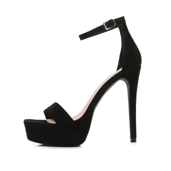 Chaussures pour femmes avec plateforme et bride de cheville - Cyrielle
