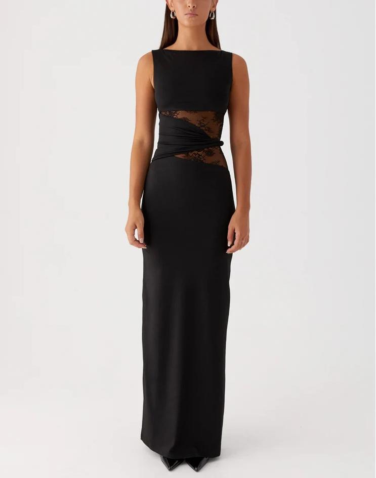 Robe longue ajustée avec détails en dentelle et drapé sur les côtés pour femmes - Elara