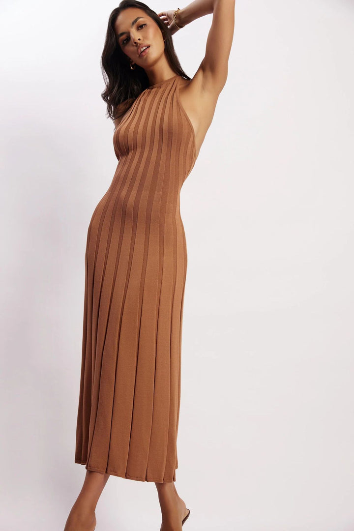 Robe midi féminine en tissu plissé avec col licou - Dalila