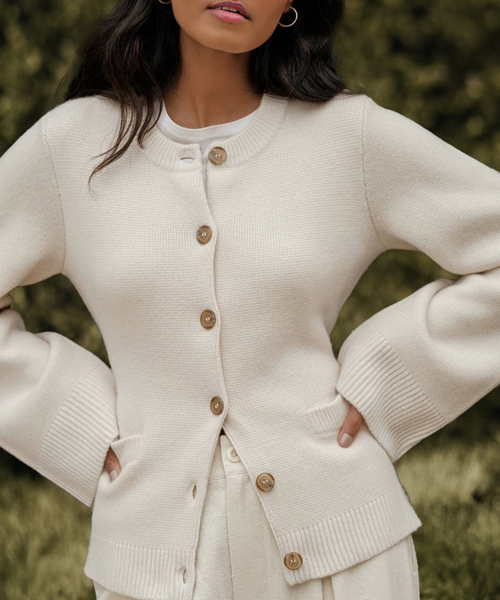 Cardigan à coupe droite avec fermeture à boutons pour femmes - Alvara