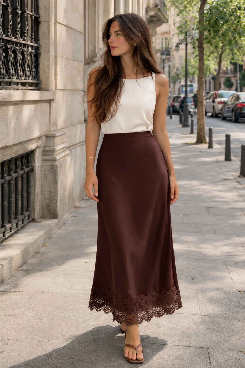 Jupe longue pour femmes, finition unie, détails en dentelle, style élégant - Mireya