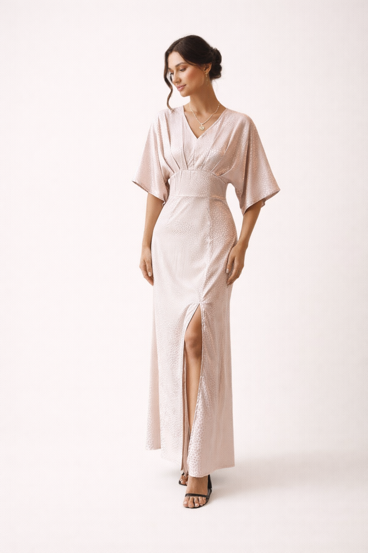 Robe longue confortable à manches courtes avec fente latérale - Fedra