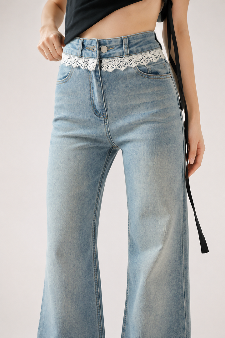 Jean femme à jambes larges et taille haute, avec détail en dentelle - Irma