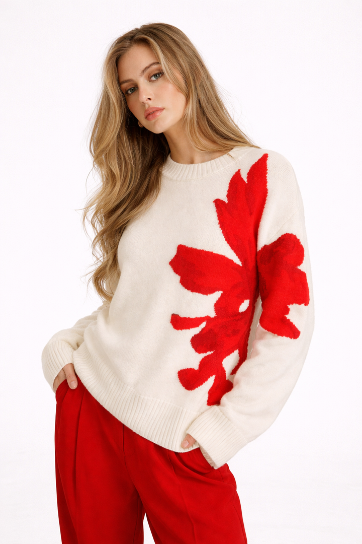 Pull pour femmes avec détails floraux et col rond - Elina