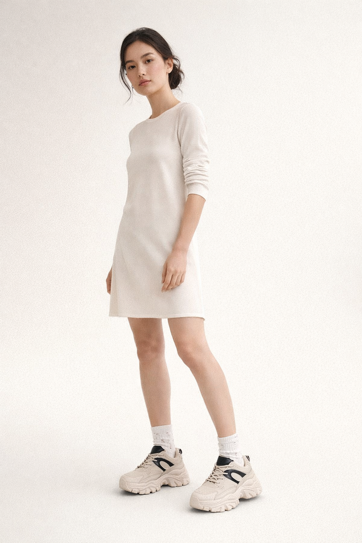 Chaussures de sport pour femmes à semelles robustes et au design moderne - Alessandra