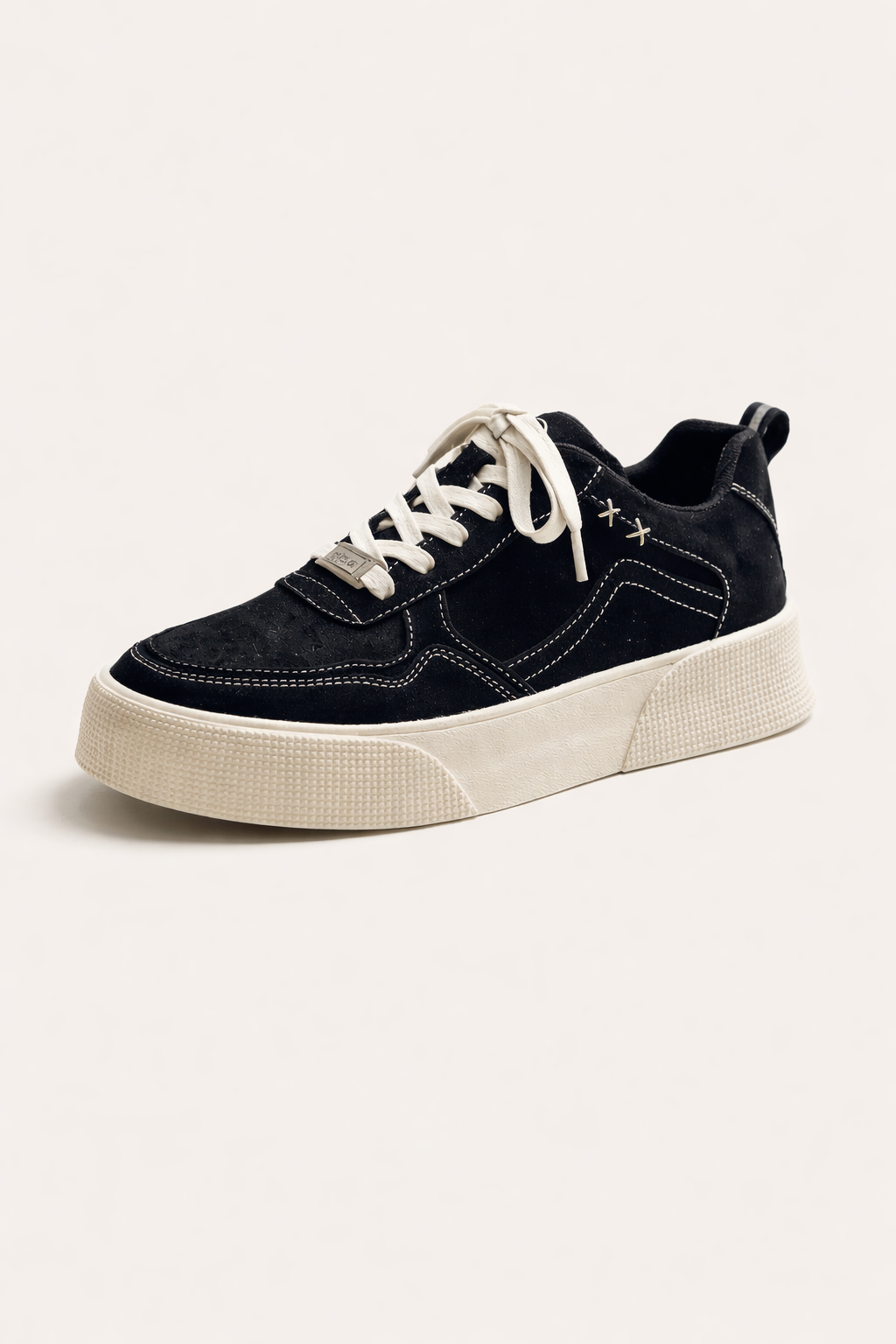 Chaussures pour hommes à semelles épaisses et au design robuste - Kalder
