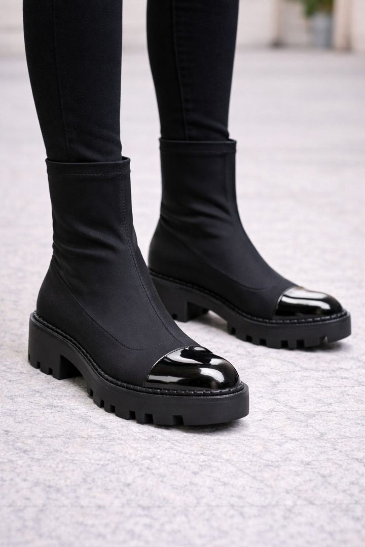 Bottes élastiques à semelles robustes pour femmes - Zyrvek