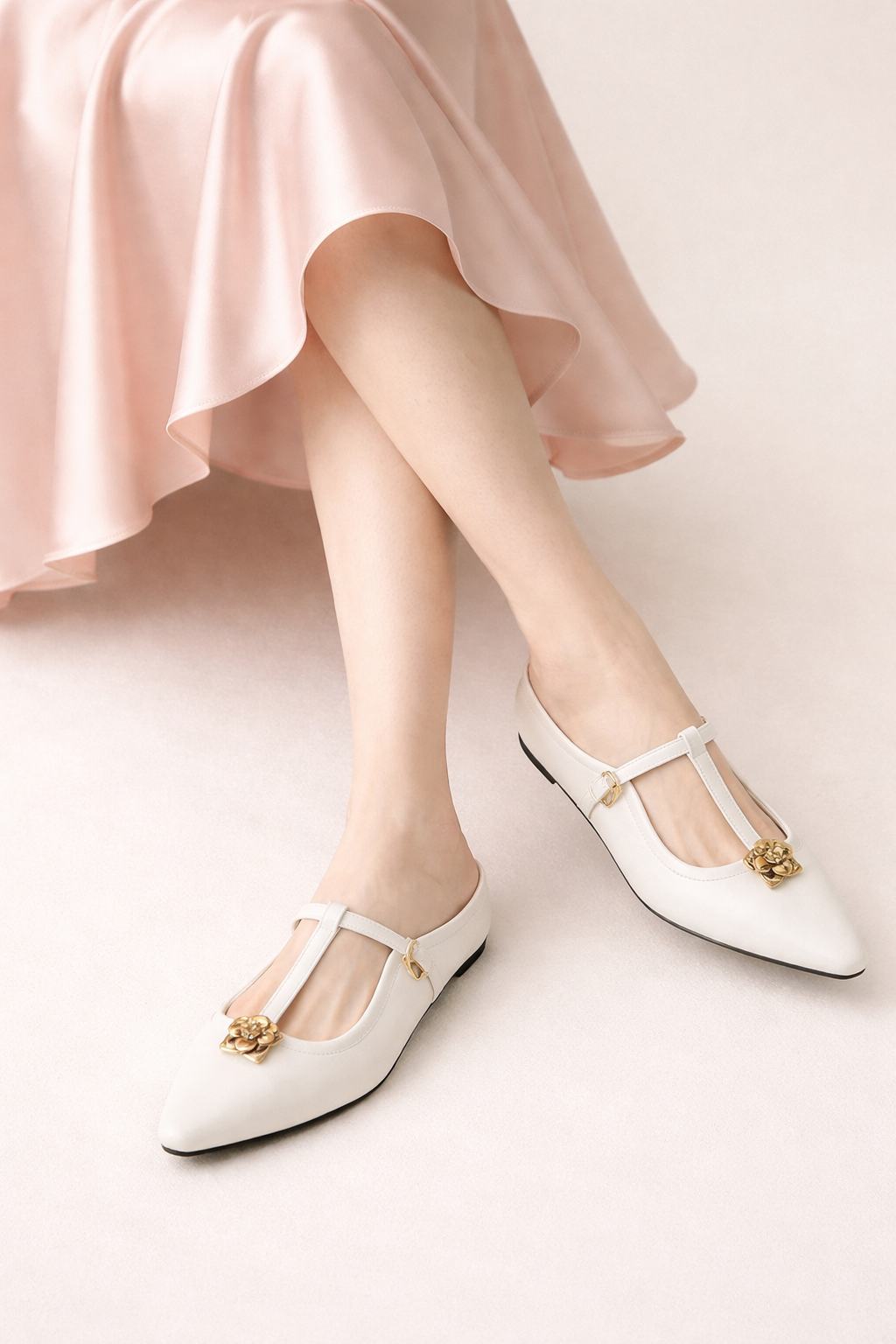 Chaussures mary jane pour femmes, élégantes, à bout pointu, avec détails dorés - Floriane