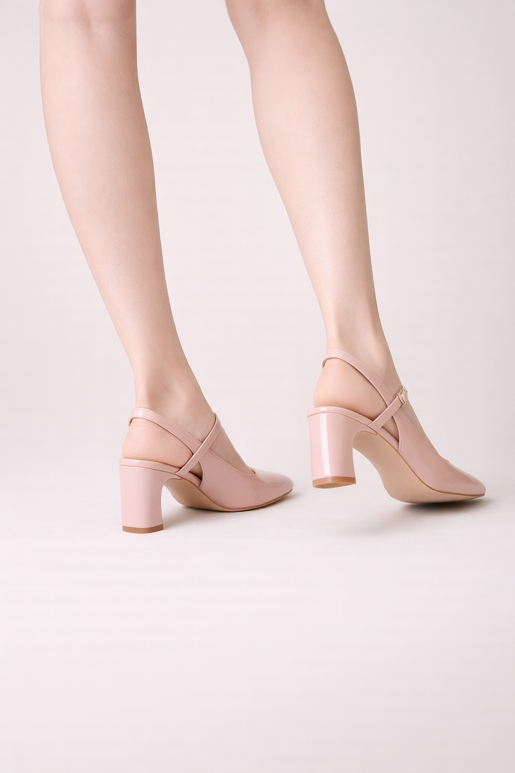 Chaussures pour femmes à bout carré et à bride croisée avec boucle - Camille