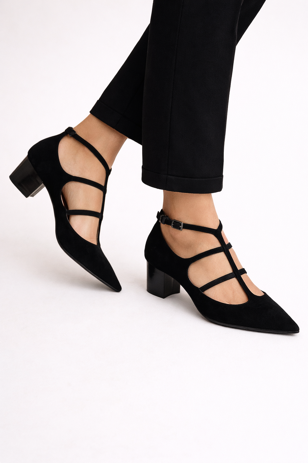 Chaussures pour femmes à fines lanières et petit talon - Aurore
