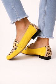 Jaune