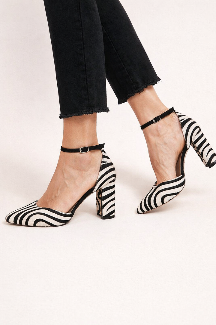 Chaussures pour femmes à imprimé zébré avec bride de cheville - Mayline