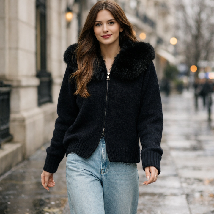 Cardigan tricoté pour femmes, capuche intégrée - Greta