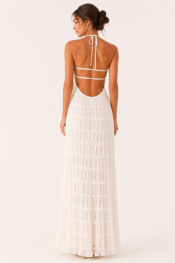 Robe longue d'été plissée avec un élégant col licou - Tilda
