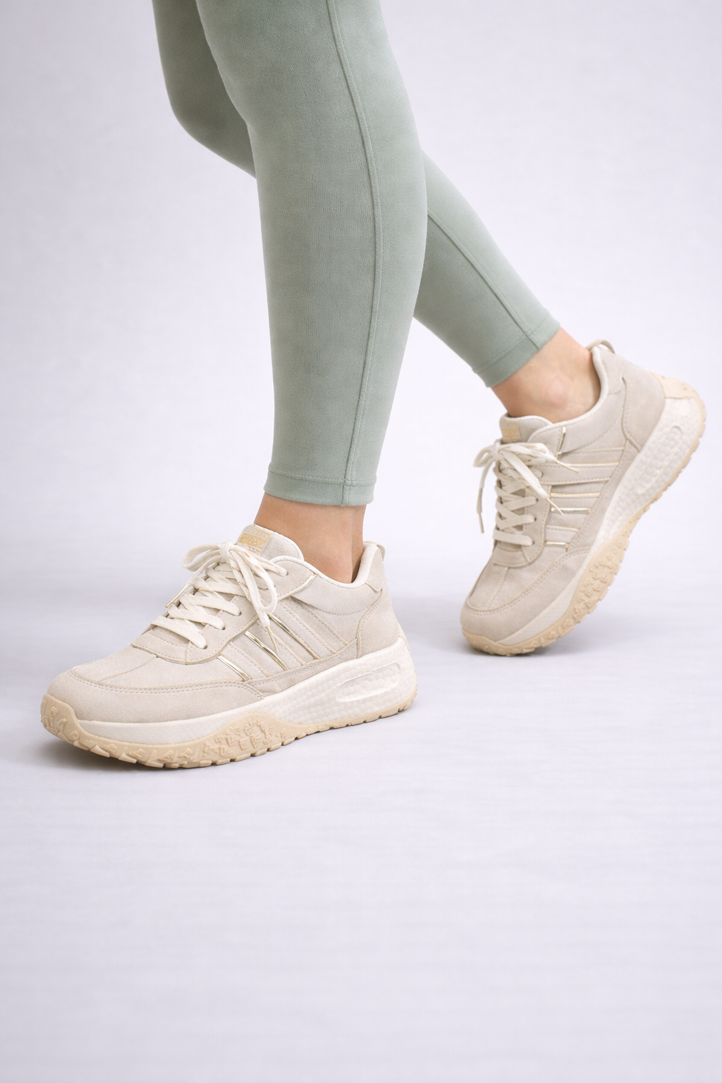 Chaussures de sport pour femmes avec semelle amortie - Lurena