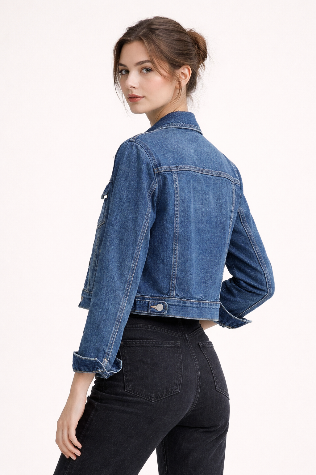 Veste en jean courte et ajustée pour femmes - Adelheid