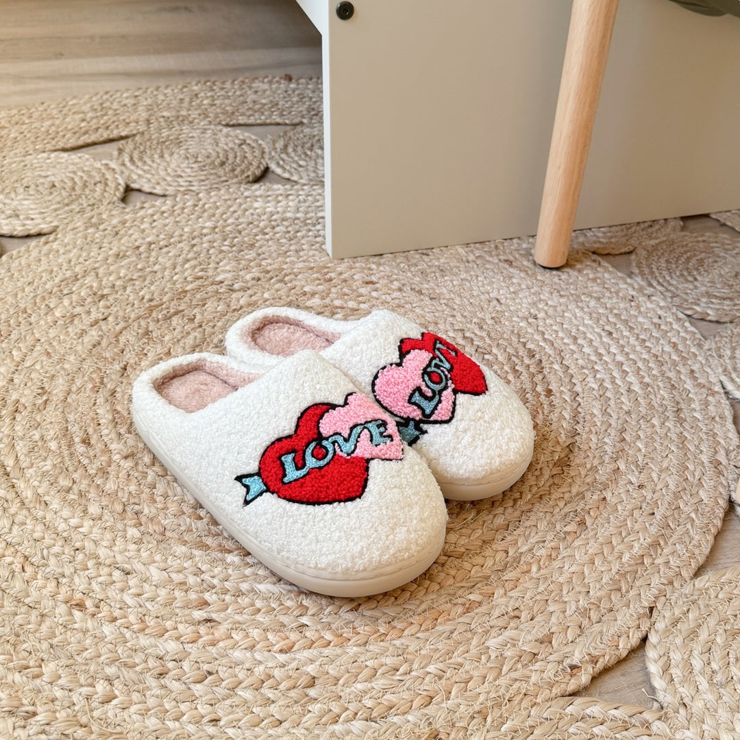 Chaussons en peluche pour femmes avec motif brodé - Valentina