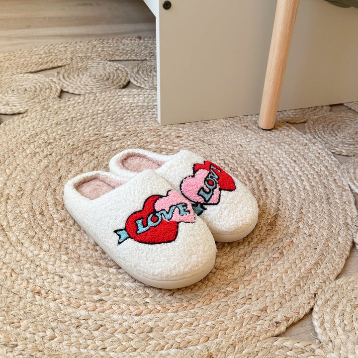 Chaussons en peluche pour femmes avec motif brodé - Valentina