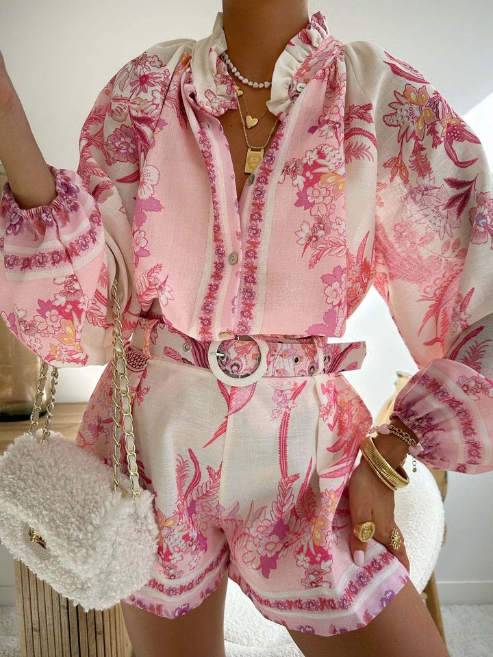 Ensemble floral pour femmes avec chemisier et short avec ceinture - Noara
