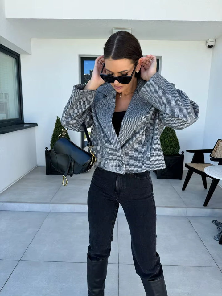 Blazer décontracté pour femmes avec coupe courte - Dalia