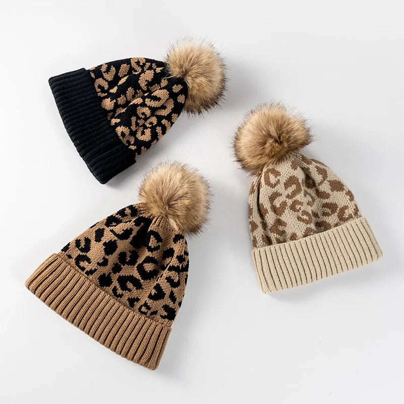 Bonnet tricoté simple couche pour femme avec pompon - Zireon