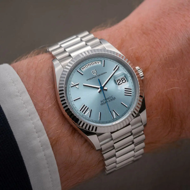 Montre analogique classique avec bracelet en métal de qualité supérieure