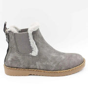 Gris