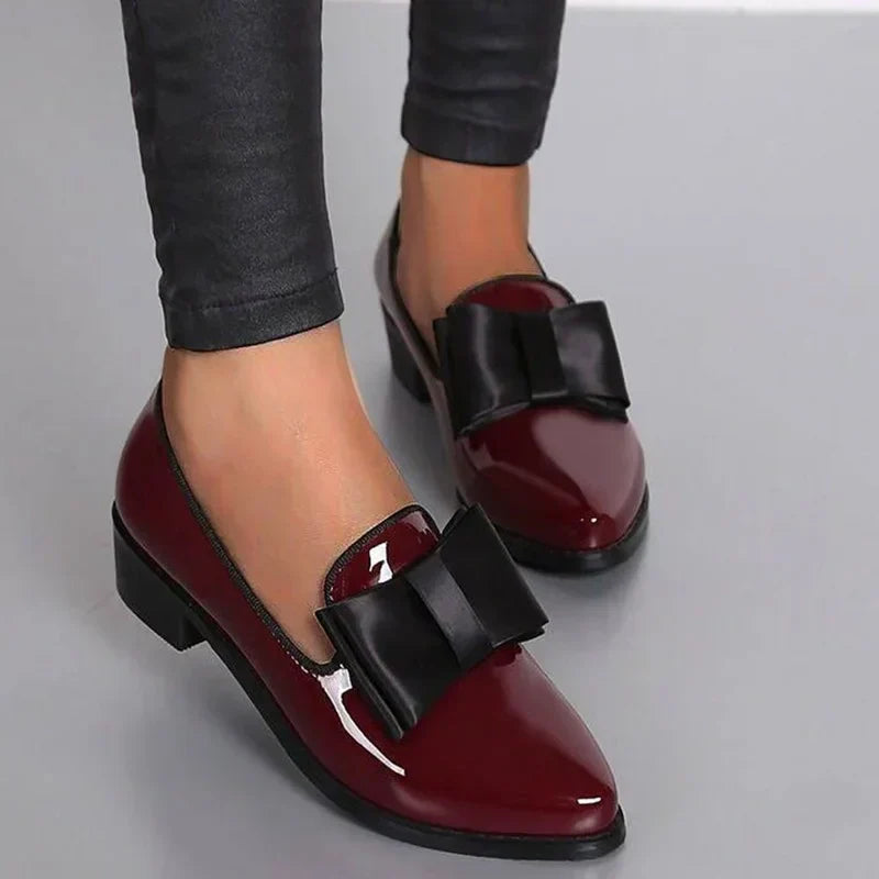 Viktoria - Loafers à la mode avec un talon épais