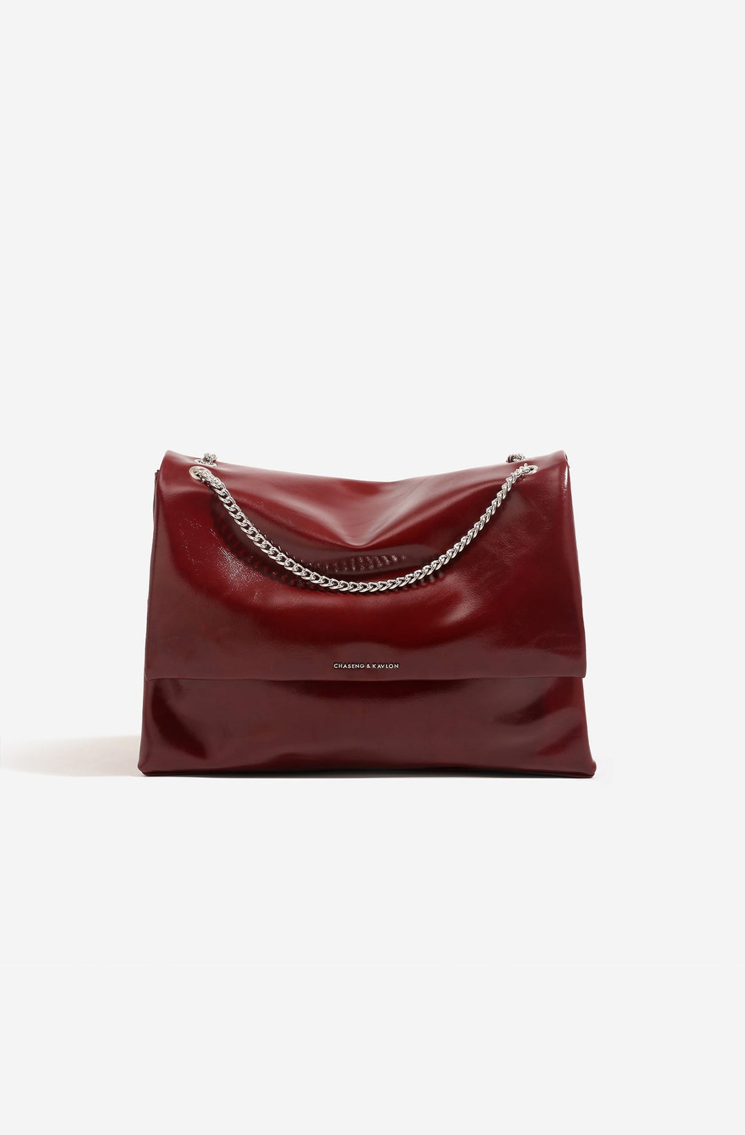 Sac à bandoulière pour femme avec rabat et chaîne en métal