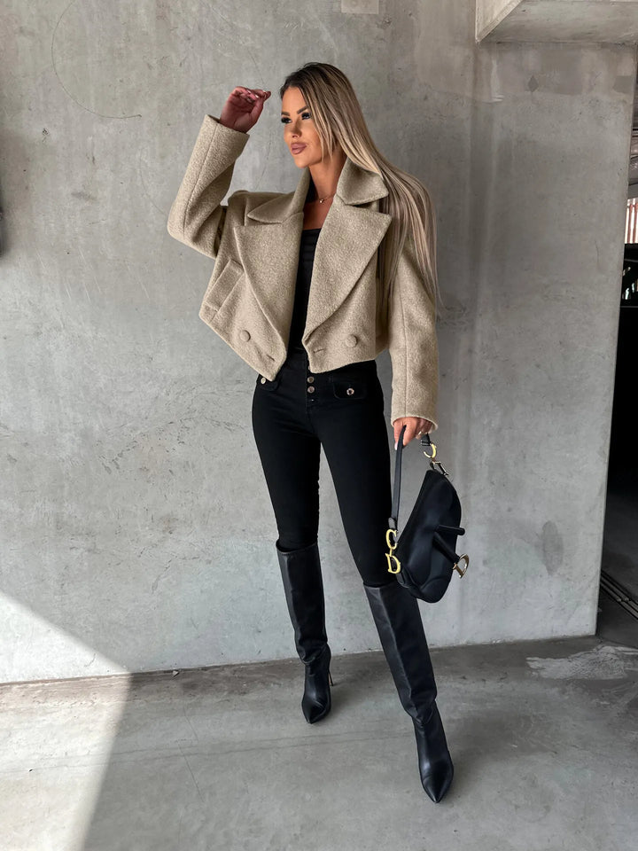 Manteau court pour femme à revers et coupe oversize - Annika