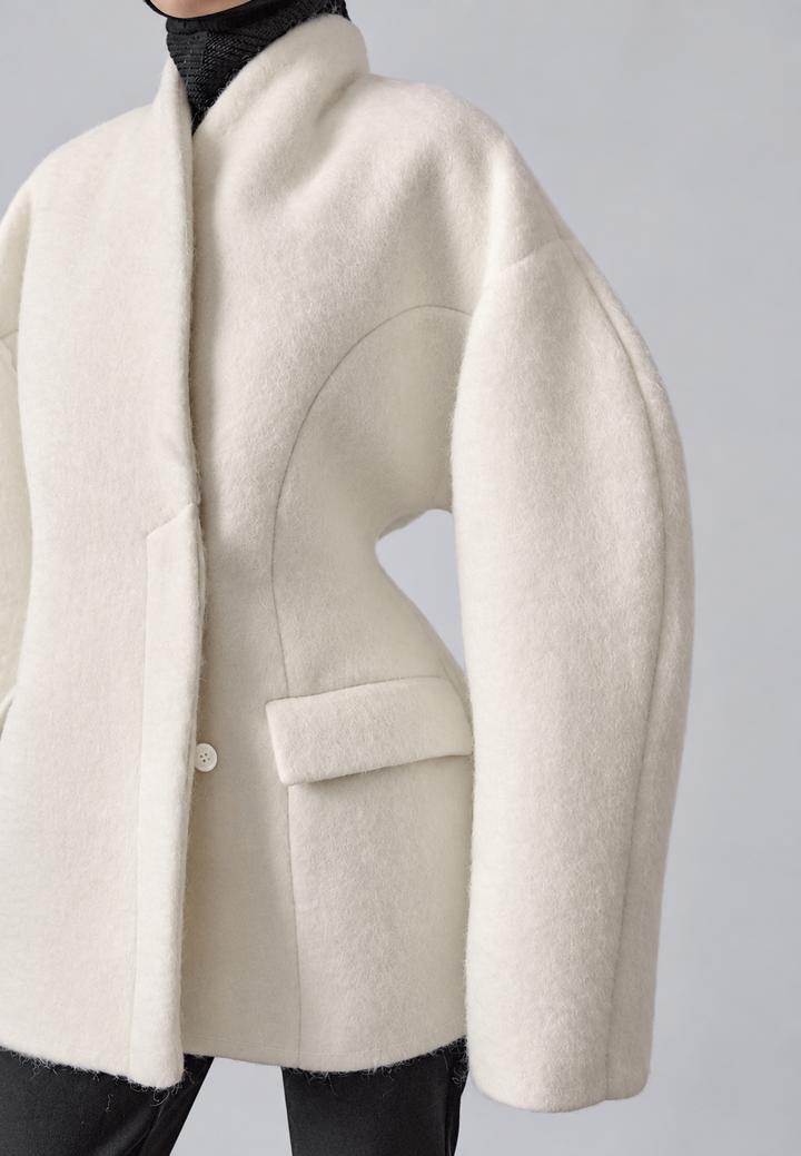 Manteau femme court croisé à col enveloppant et manches amples - Nayra