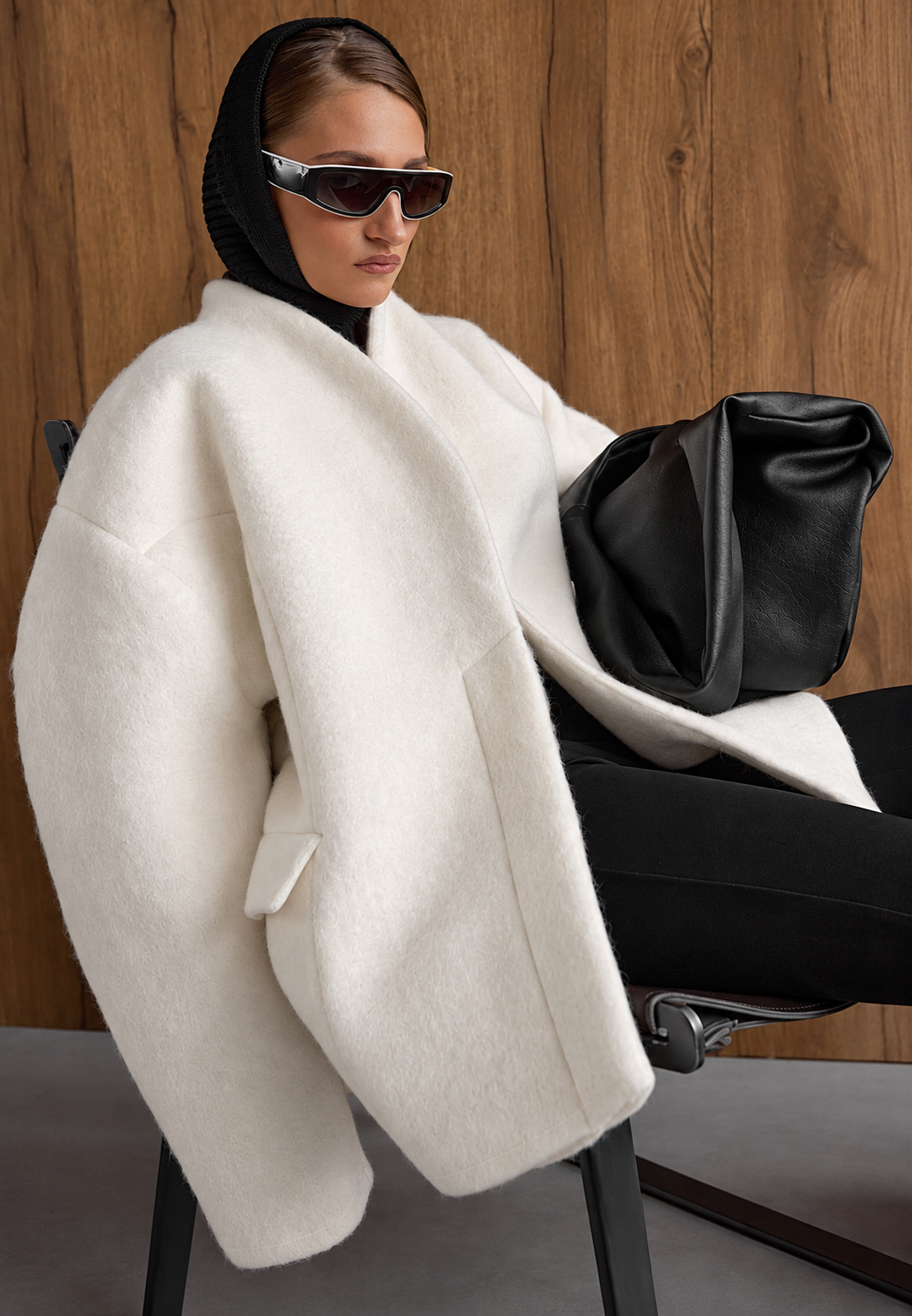 Manteau femme court croisé à col enveloppant et manches amples - Nayra