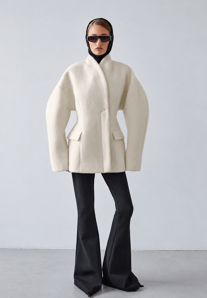 Manteau femme court croisé à col enveloppant et manches amples - Nayra