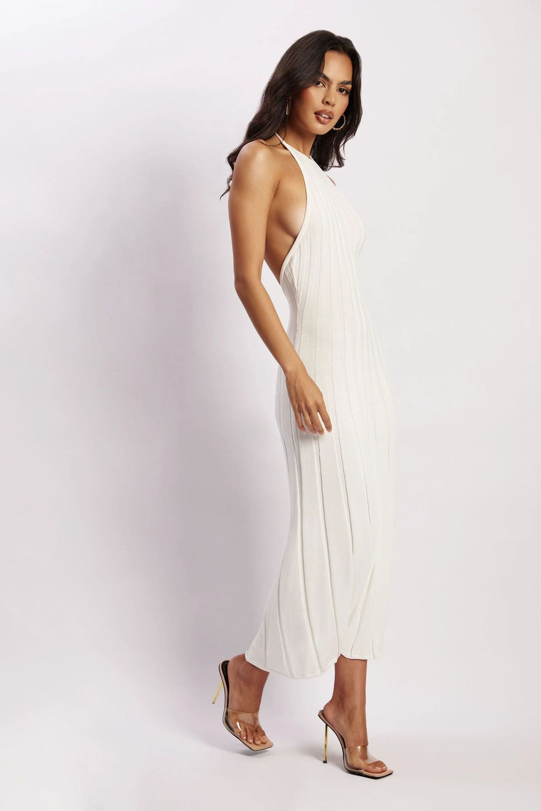 Robe midi féminine en tissu plissé avec col licou - Dalila