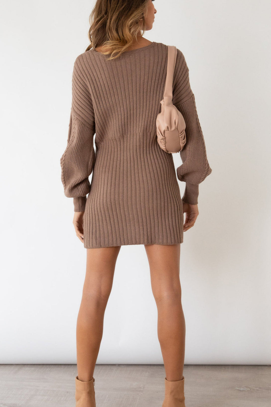 Robe en maille à encolure croisée pour femme - Ragnheidr