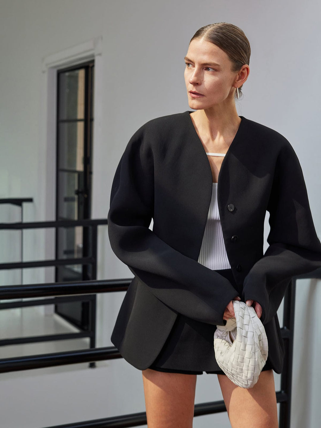 Blazer femme sans revers, coupe droite, avec boutons - Sofie