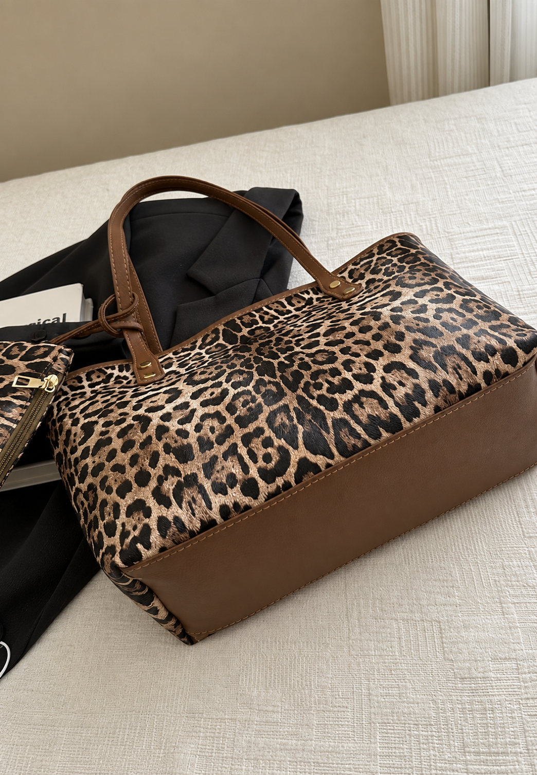 Sac cabas femme imprimé léopard à anses longues