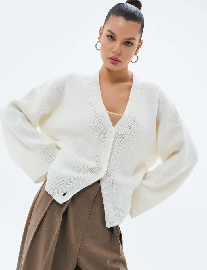 Cardigan femme en maille épaisse et coupe décontractée - Uveris
