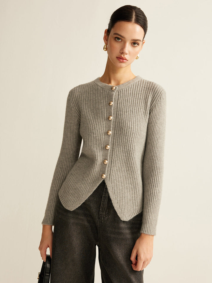 Cardigan en maille pour femme avec des boutons dorés - Svea