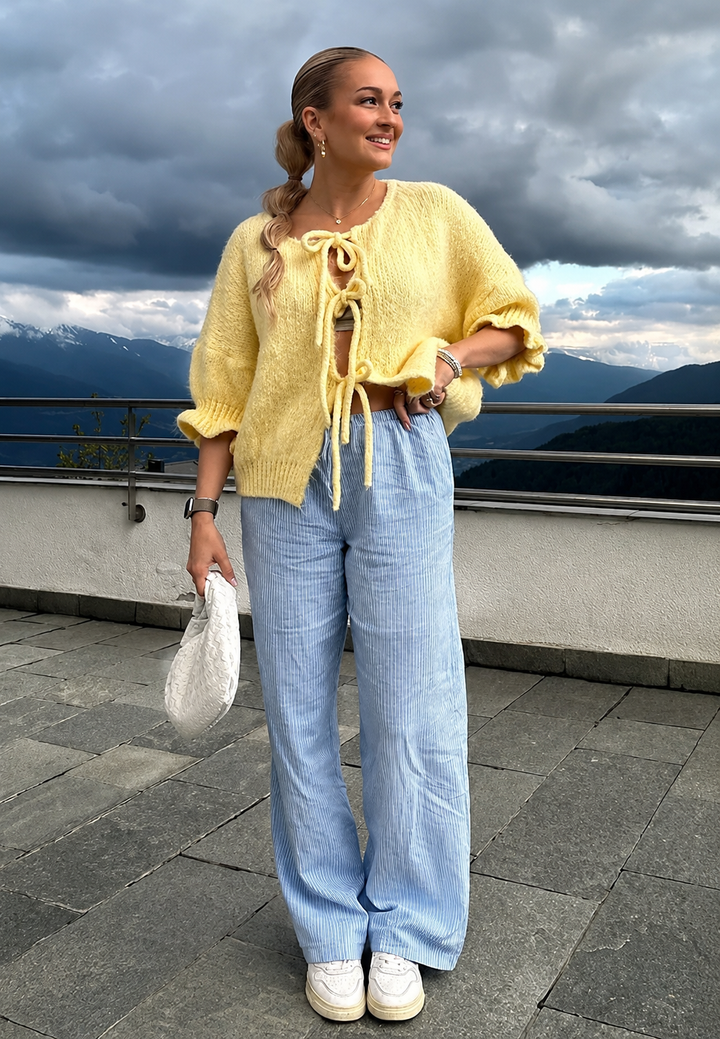 Cardigan en maille pour femme avec nœuds sur le devant - Margaux