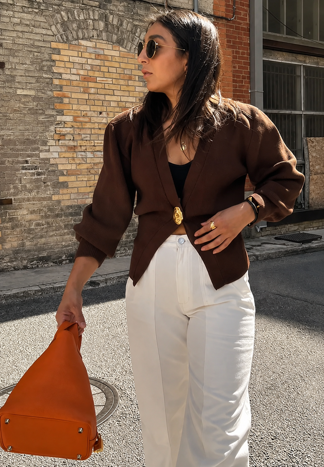 Cardigan femme en maille, encolure en V, bouton décoratif, taille cintrée - Vera