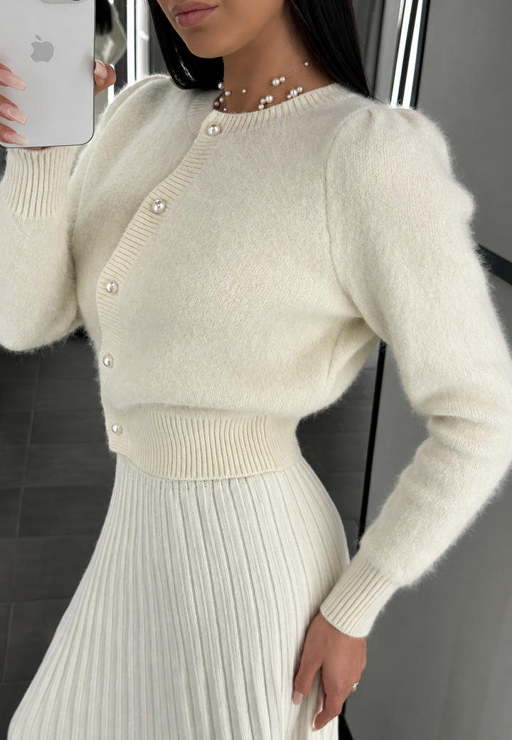 Cardigan femme en maille douce col rond boutons nacrés - Zelmira