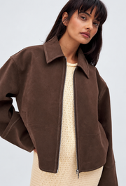 Marron foncé