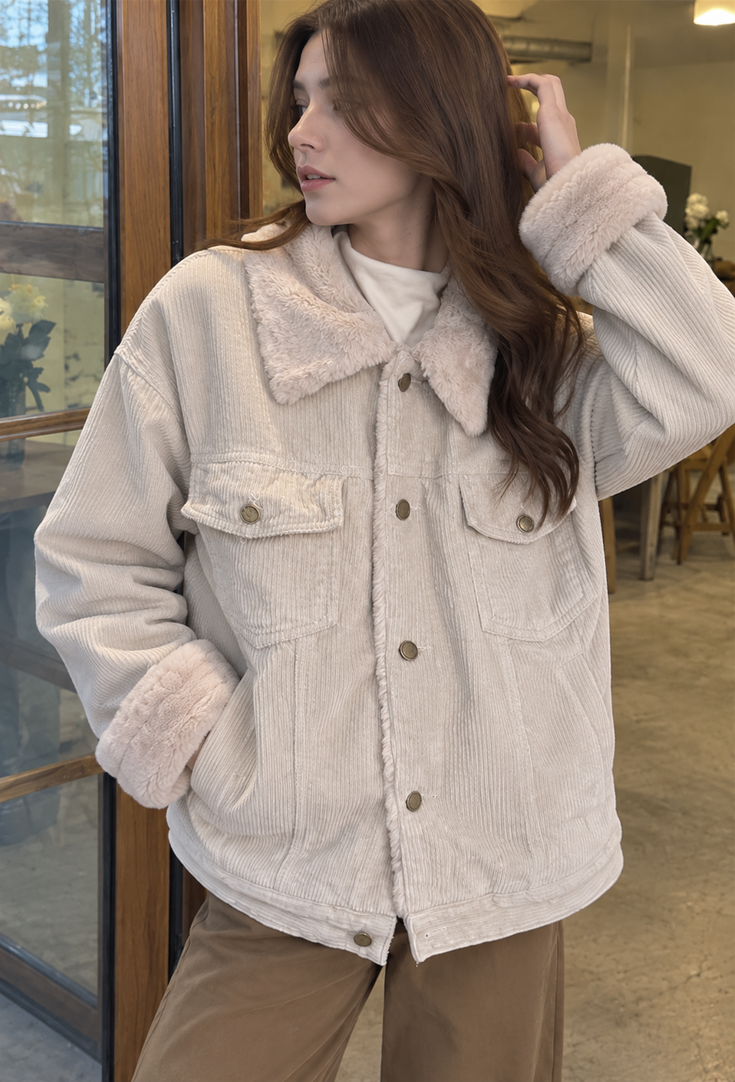 Veste en velours côtelé pour femme, col effet fourrure, poches - Sidonie